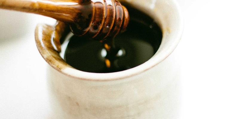 山东金腾解读另类投资新趋势：艺术品、葡萄酒与加密货币的资产配置价值分析